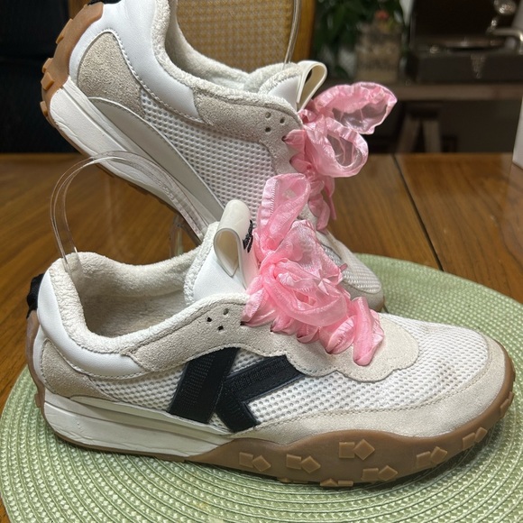 Kate Spade White Sneakers with Pink Ribbon Laces - Picture 5 of 8